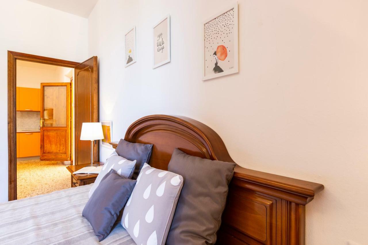 Casa Donatella Lägenhet Montecchio  Exteriör bild