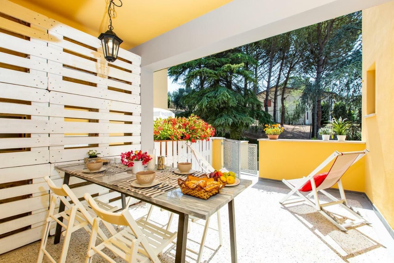 Casa Donatella Lägenhet Montecchio  Exteriör bild